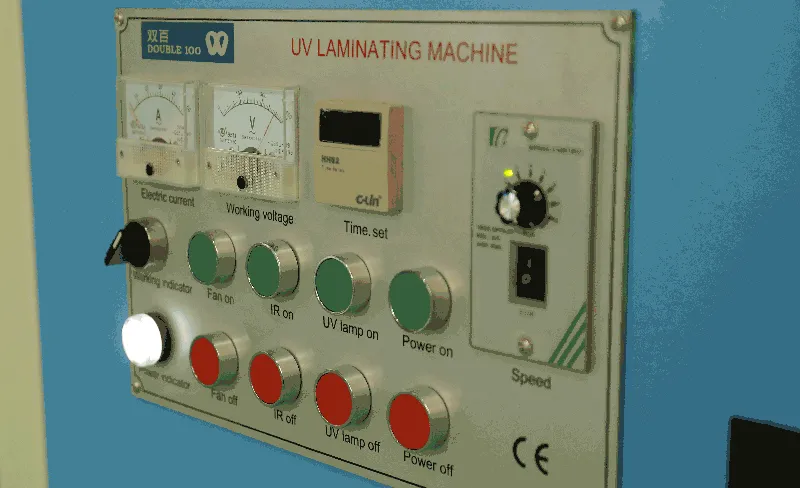 UVローラーコーティング機 ワイドフォーマット