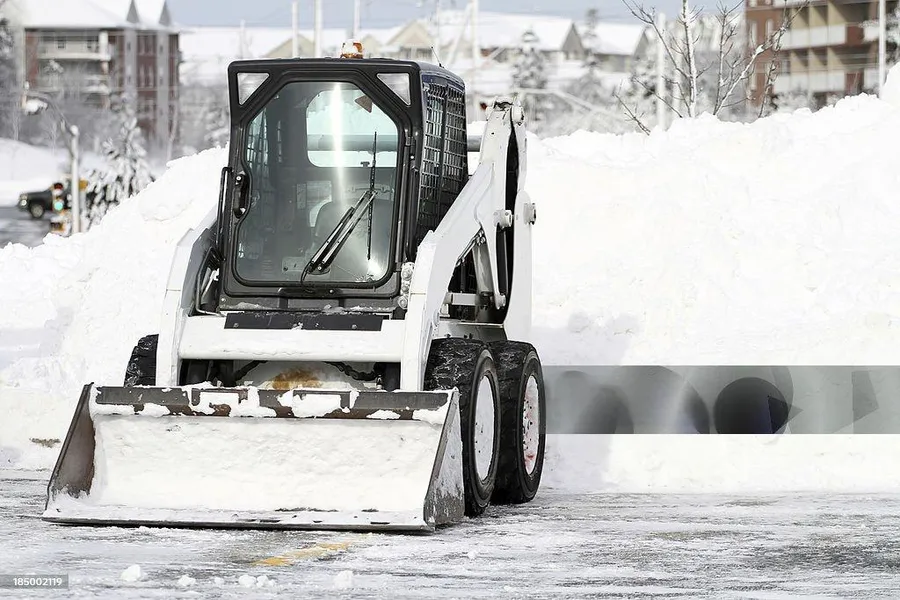 スキッドステアローダー