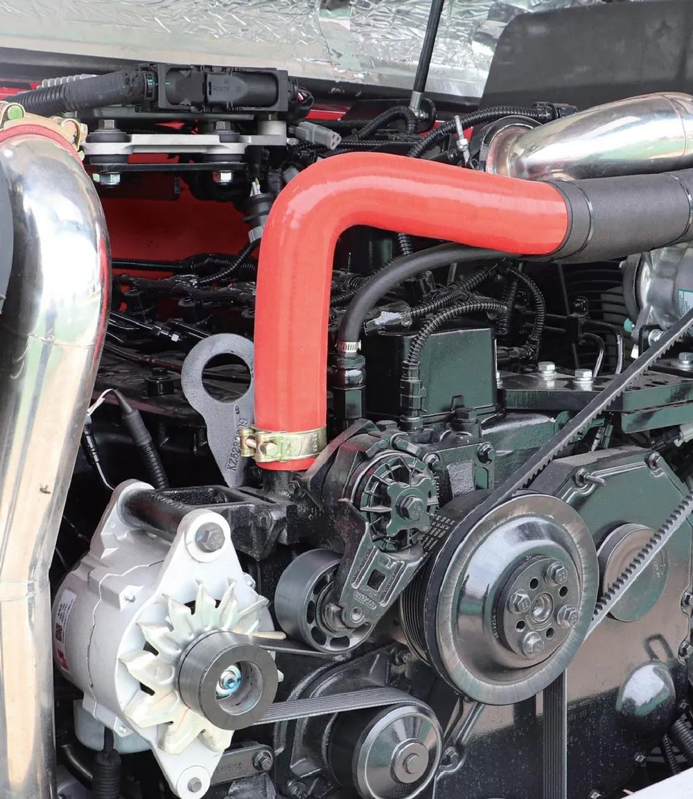 14メートル伸縮式フォークリフト